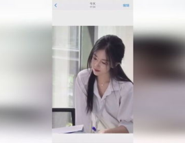 甜美小姐姐推销录音设备,录音设备新选择，捕捉美好瞬间